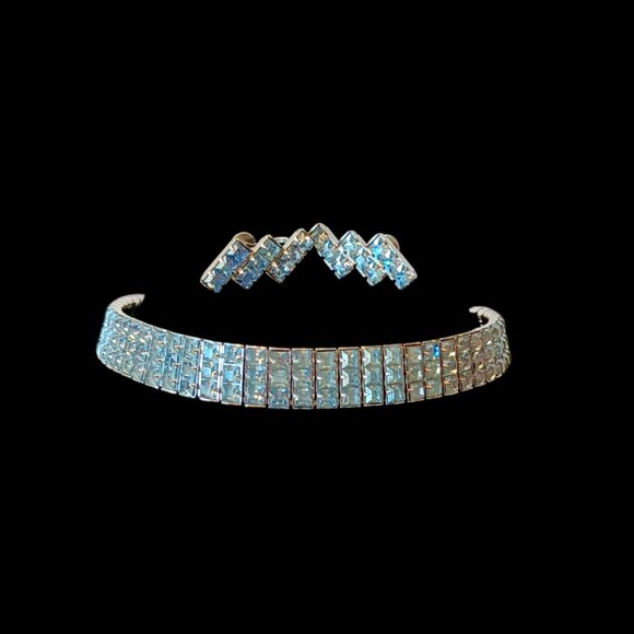 Vintage Light Blue Rhinestone Choker Necklace Screw Back Earrings Prong Setting - Picture 2 of 16